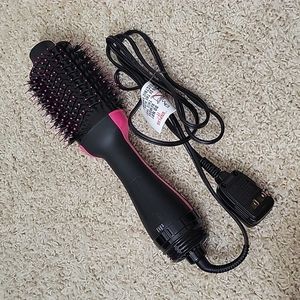 REVLON One-Step Volumizer Original 1.0 Hair Dryer and Hot Air Brush